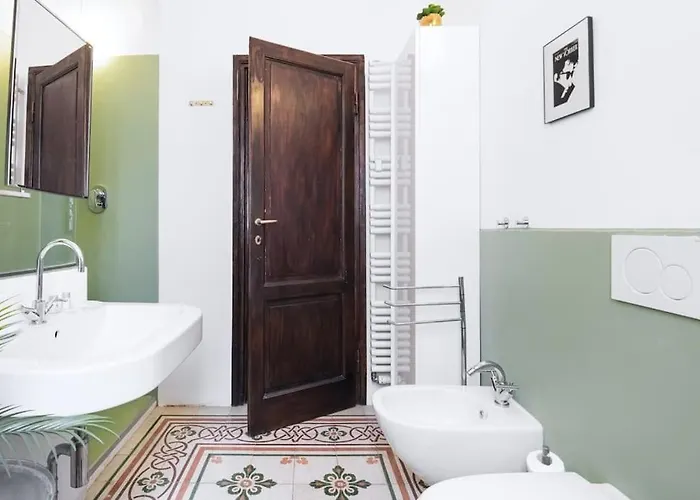 Easylife - - Piazza Grandi 6 - Porta Romana Daire