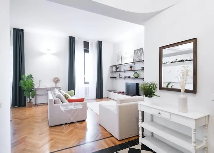 Easylife - - Piazza Grandi 6 - Porta Romana